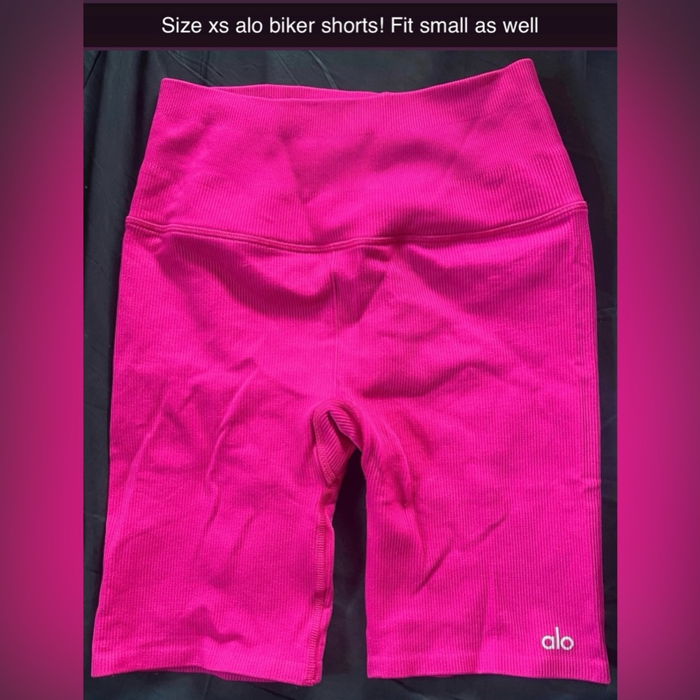 Alo yoga biker shorts